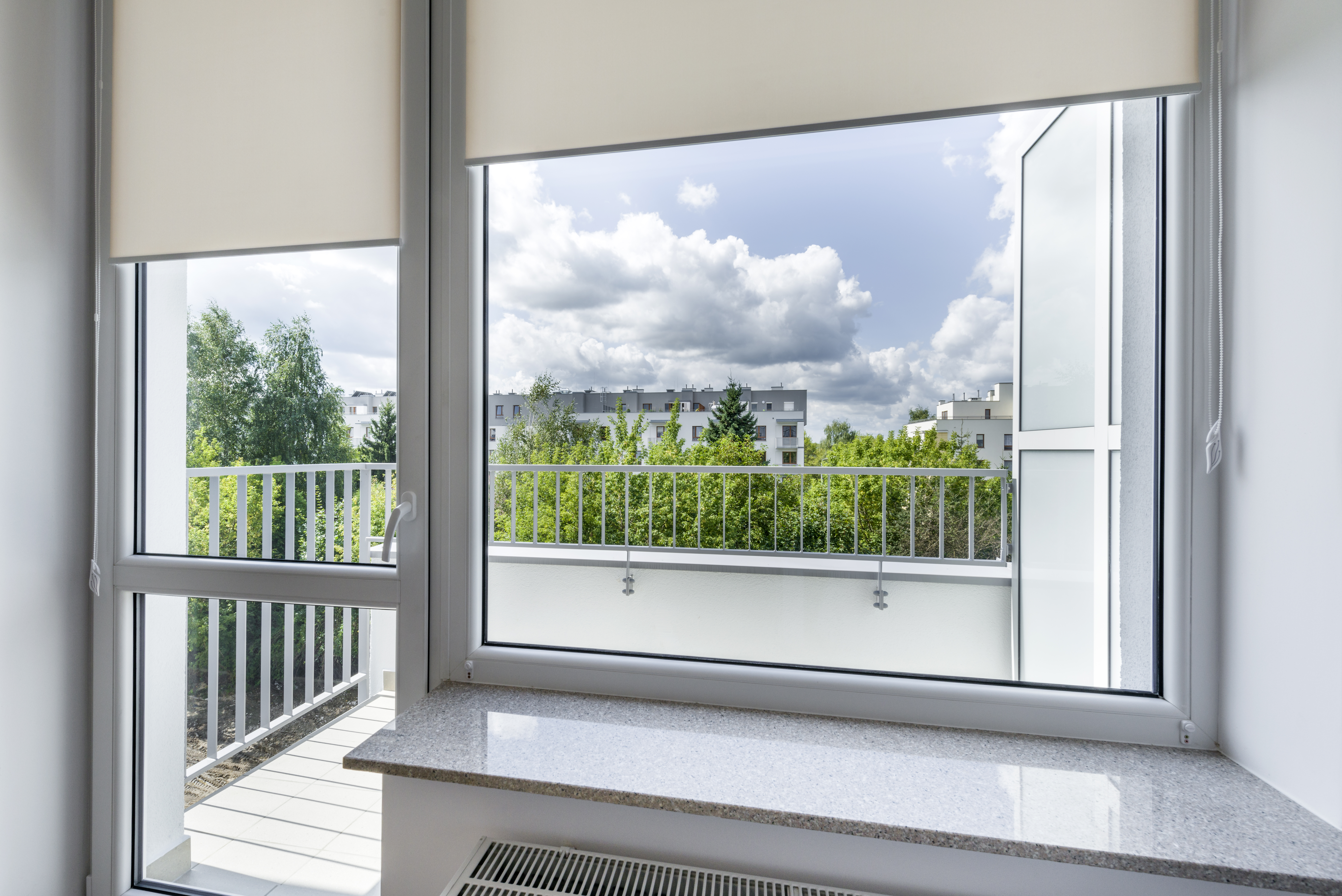 Single Hung vs Double Hung Windows