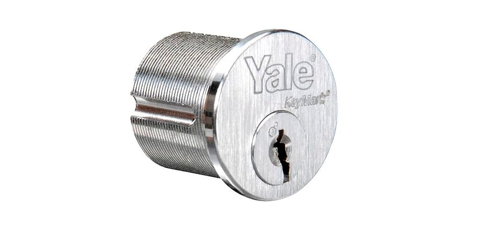 silver round key insert lock
